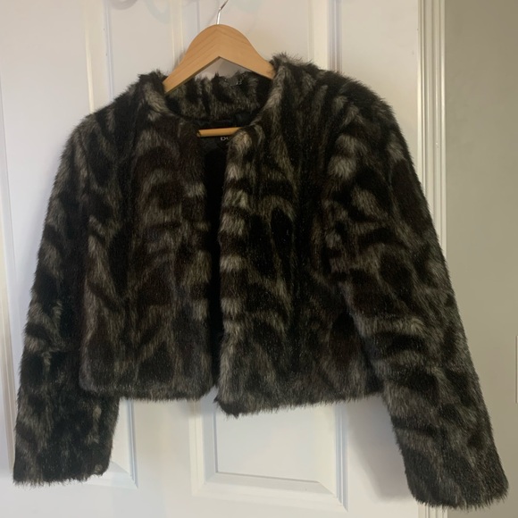 BEBE Faux Fur Leopard Print Short Cocktail Jacket - Picture 2 of 10